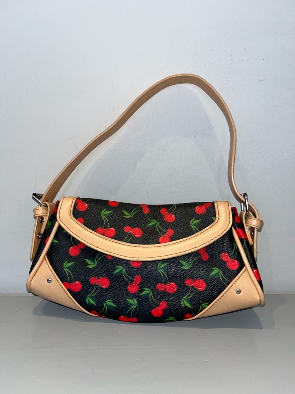 WHATEVER - Cherry handbag